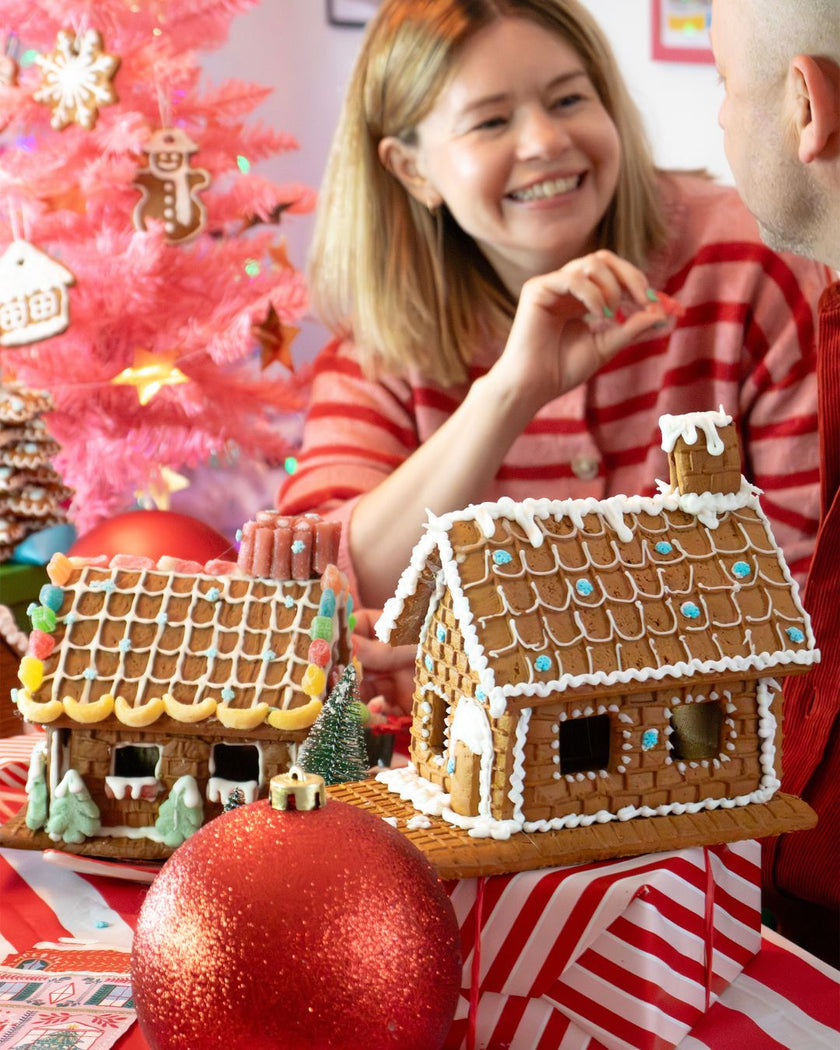 How to Host the Perfect Drinks & Decorate Night This Winter