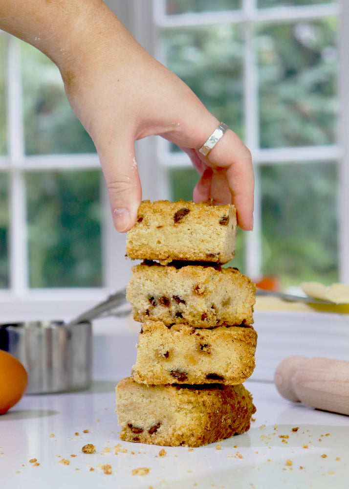 Millionaire's Shortbread Biscuits Baking Bottle